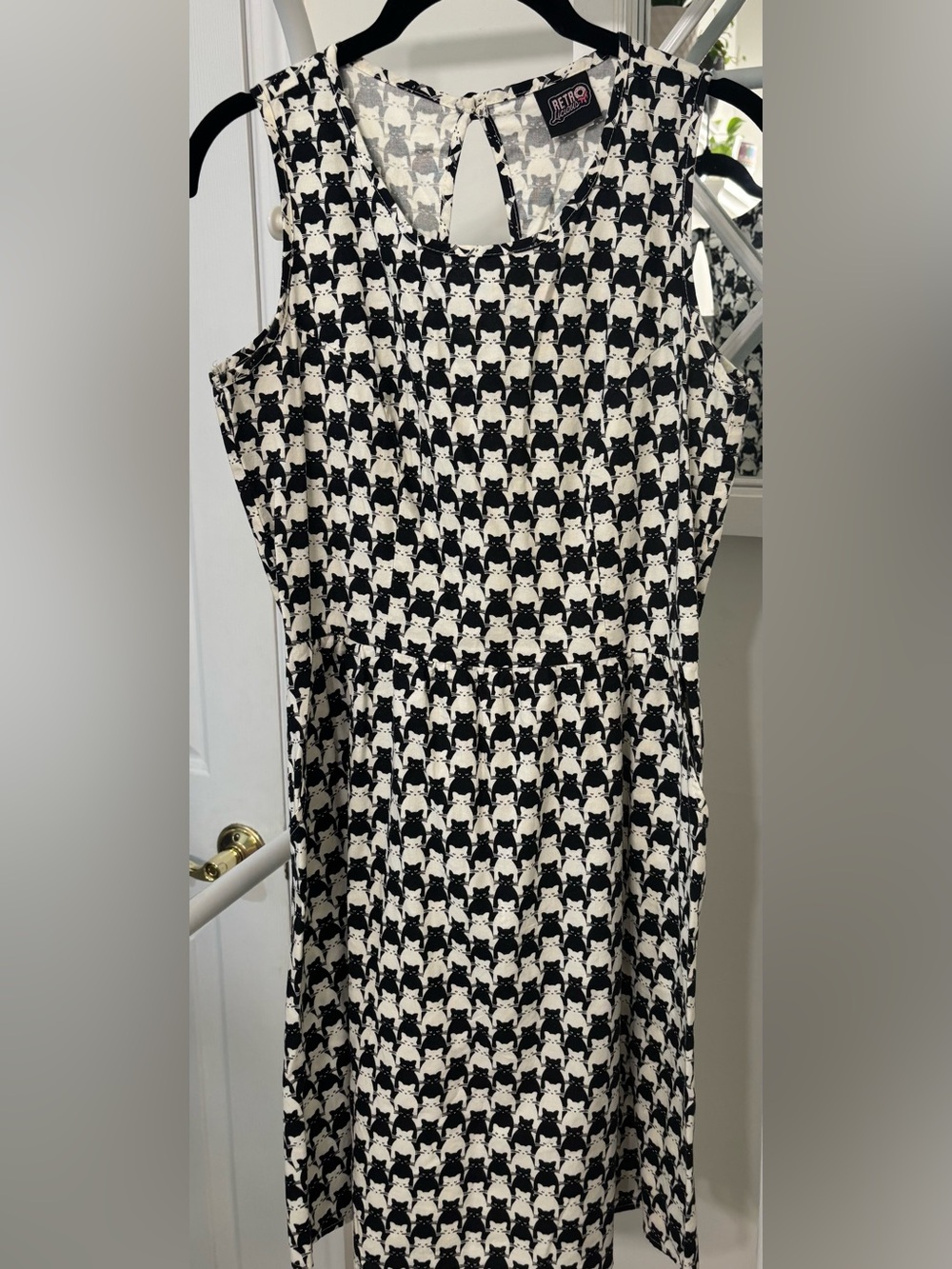 Retrolicious Black and Cream Catstooth Skater Dress